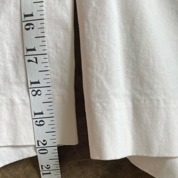 Chico’s pull on shorts - Picture 5 of 7